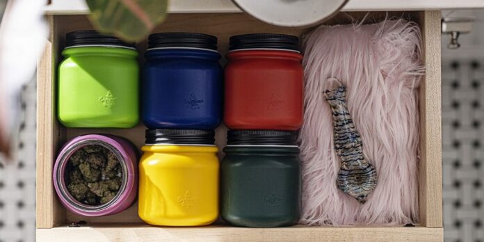 Best Way To Keep Cannabis Fresh